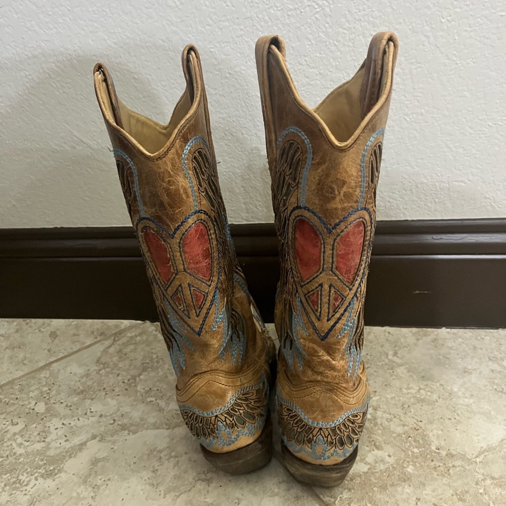 Corral Tan and Red Heeled Boots - Picture 3 of 7